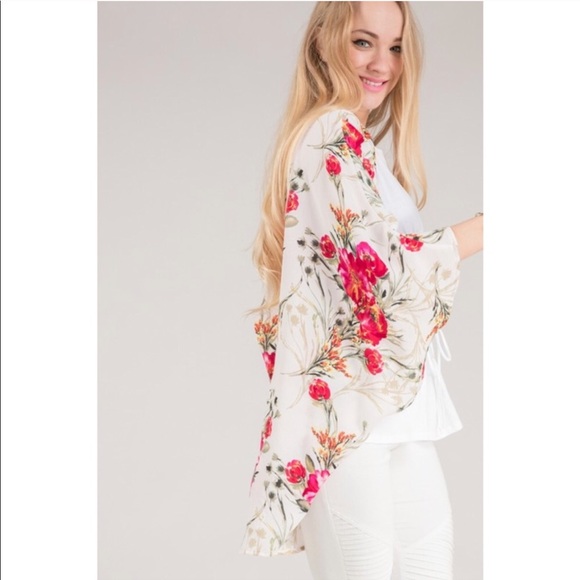 CHERRY BLOSSOM || kimono - Picture 5 of 5